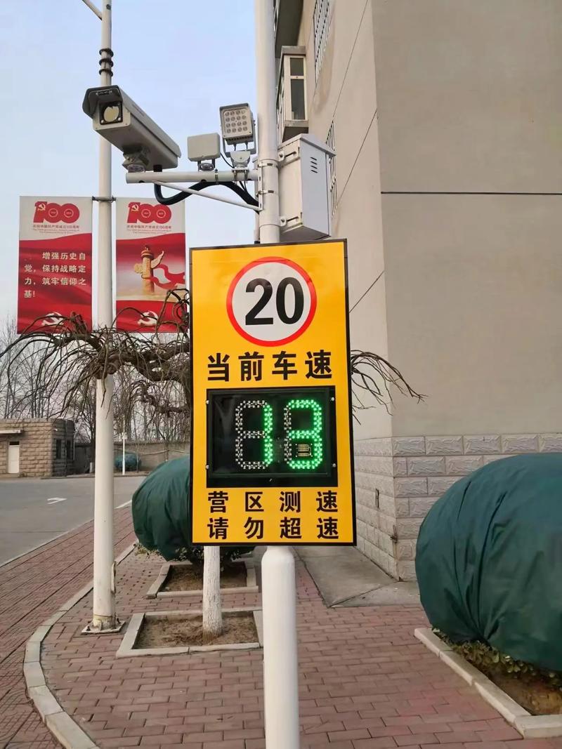 智能化交通设施 车牌识别如何重塑智能交通与安防新格局